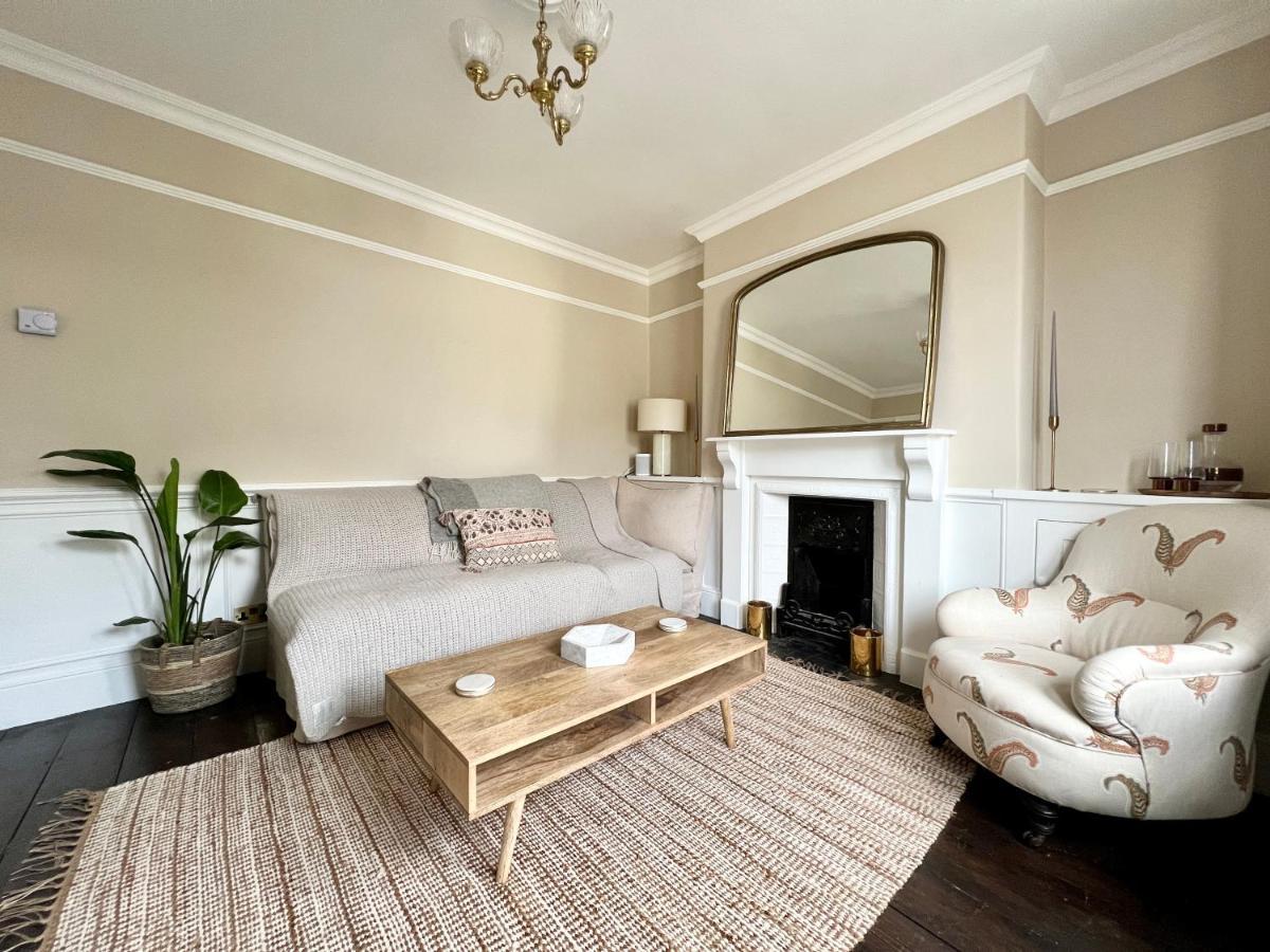 Central Dartmouth 3 Bed Home Buitenkant foto